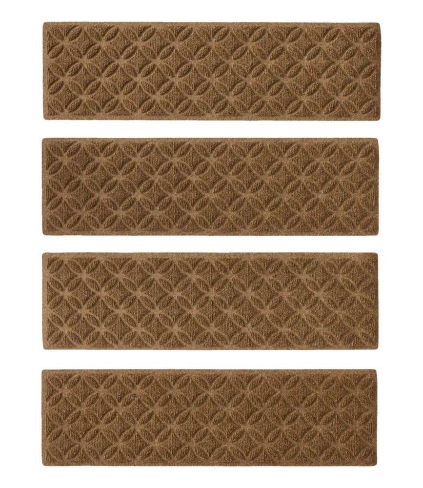 Heavyweight Recycled Waterhog Stair Tread, Geometric Rings
